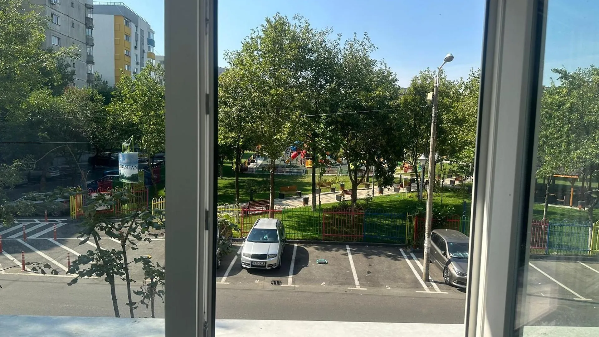 Parc Sebastian Apartment Bucharest